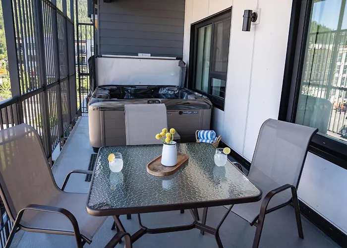 The Monashee House By Revelstoke Vacations