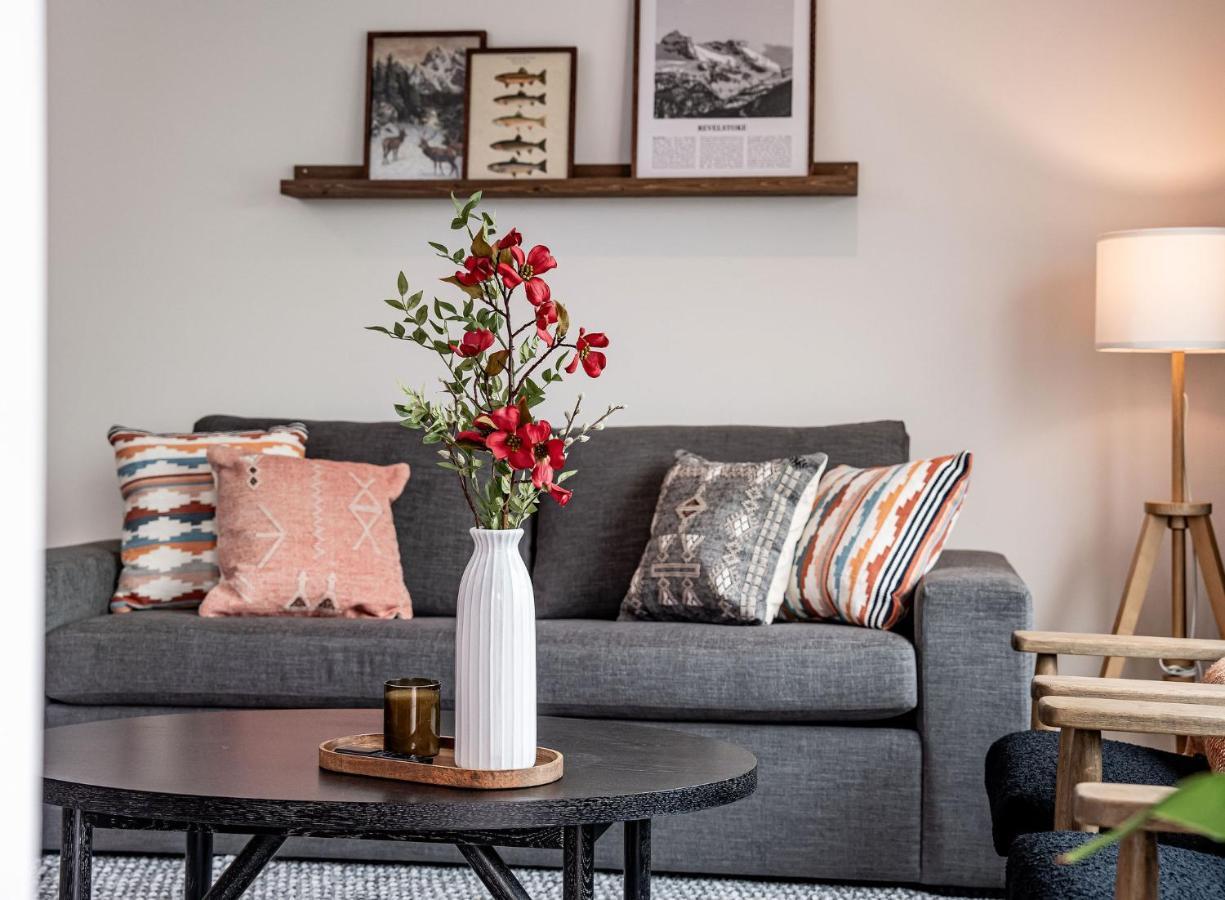 The Monashee House By Vacations Apartment Revelstoke